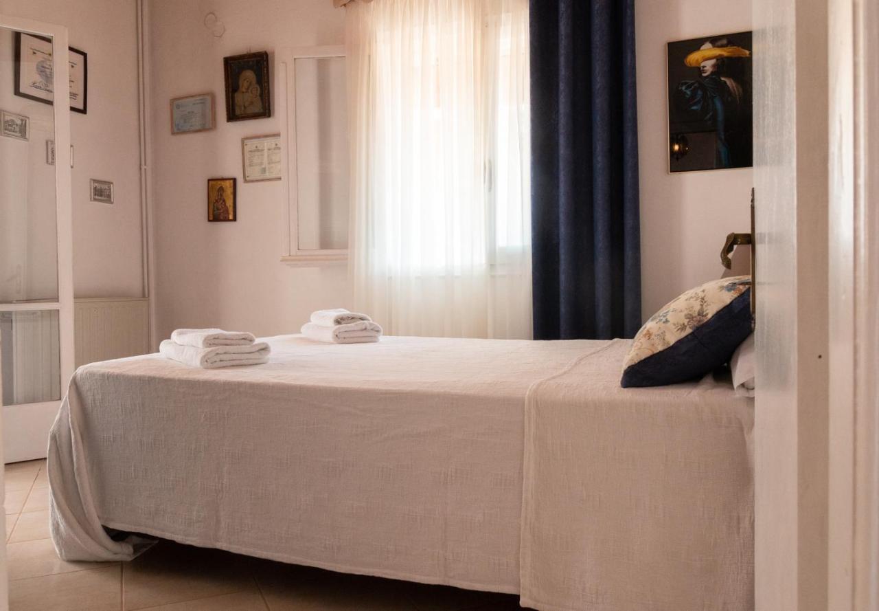 Ilia'S Holiday Home Peritheia Екстер'єр фото
