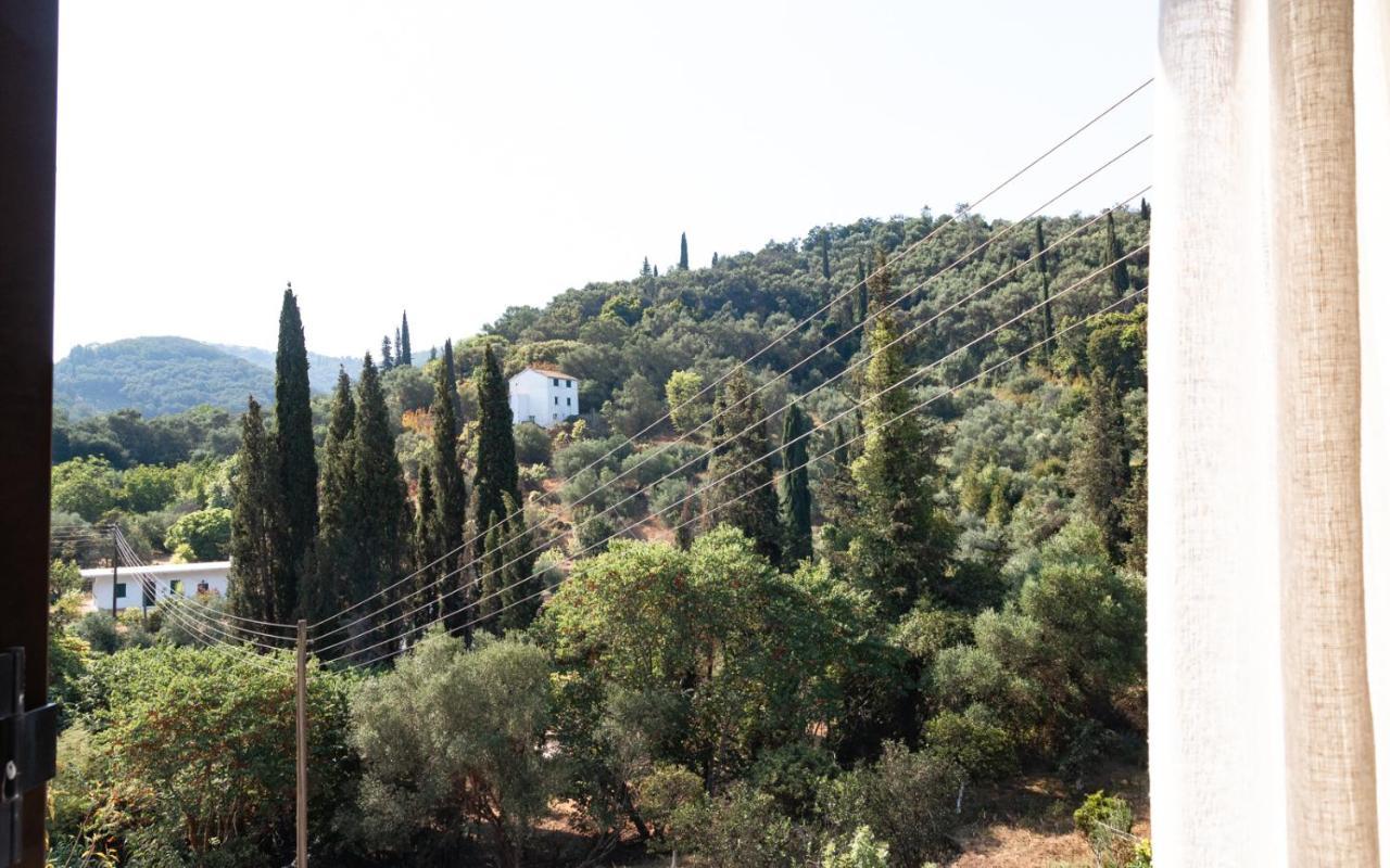 Ilia'S Holiday Home Peritheia Екстер'єр фото